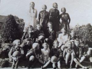 Scaynes Hill Brownies at Henfield Place in 1935